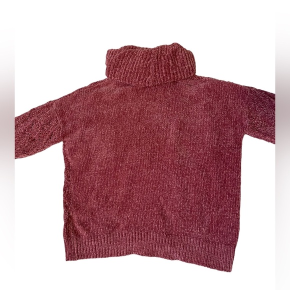 Poof Apparel sweaters - Picture 1 of 9